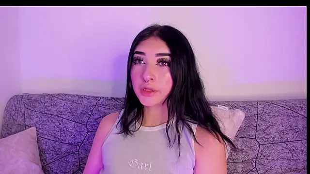 Snapshot of Kattengel_ chatting on July 3, 2026, 12:06 am Kattengel online show from July 3, 2026, 12:06 am