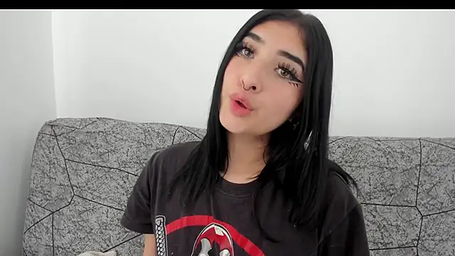 Snapshot of Kattengel_ chatting on July 25, 2026, 4:37 pm Kattengel online show from July 25, 2026, 4:37 pm