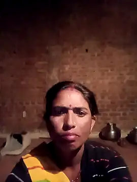 Hot re83 online show from February 17, 2026, 11:33 pm