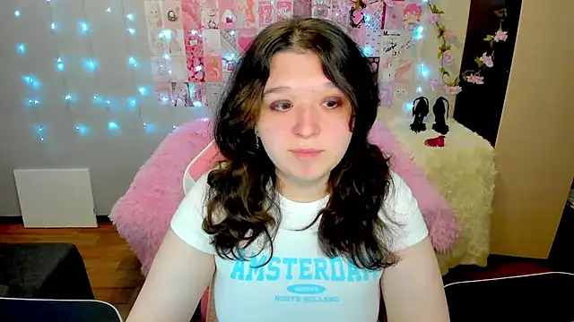 Kate Acid online show from July 21, 2026, 12:02 am