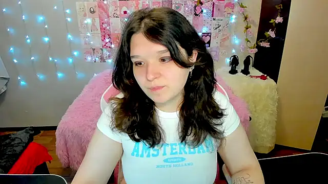 Kate Acid online show from July 24, 2026, 11:14 pm