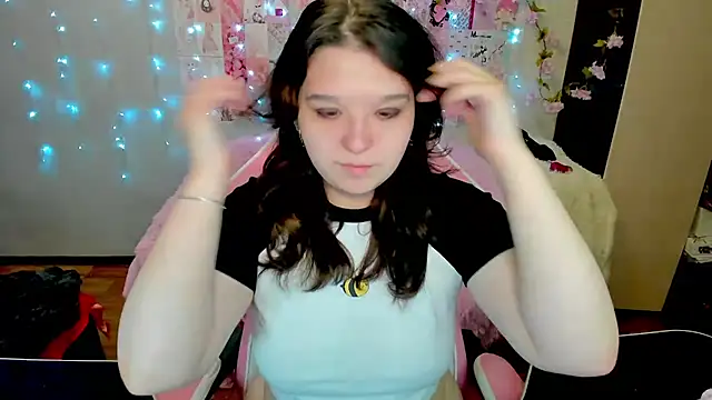 Kate Acid online show from August 1, 2026, 11:36 pm