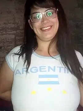 Snapshot of Tuputita11099 chatting on June 18, 2026, 7:40 pm Tuputita11099 online show from June 18, 2026, 7:40 pm