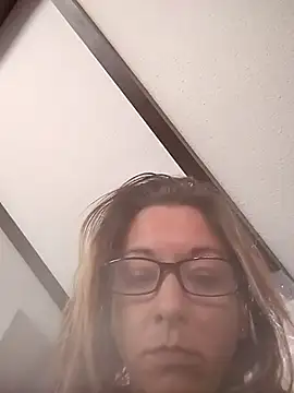 MissBella0969 online show from March 17, 2026, 5:49 pm