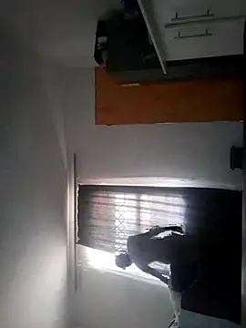 iwantolderwmn online show from March 12, 2026, 6:52 am