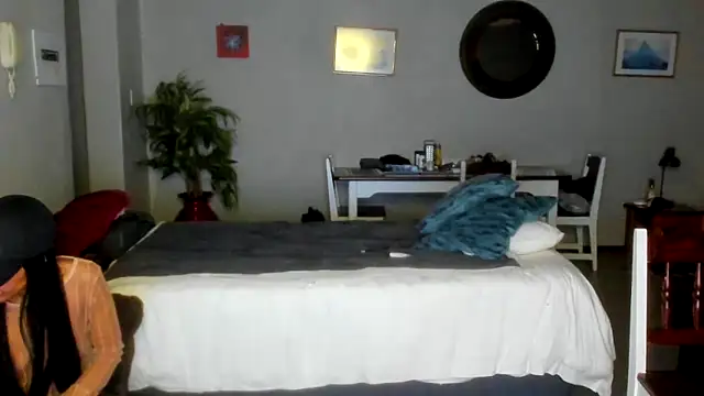 Snapshot of Mimirosexxx chatting on February 19, 2026, 8:49 pm Mimirosexxx online show from February 19, 2026, 8:49 pm