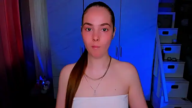 Snapshot of Maddy_Wood_ chatting on May 3, 2026, 10:54 am Maddy Wood online show from May 3, 2026, 10:54 am