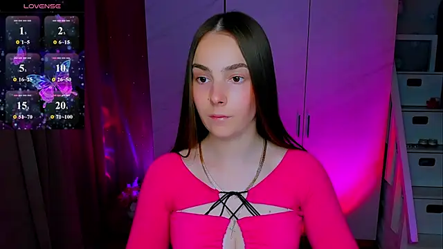 Snapshot of Maddy_Wood_ chatting on June 11, 2026, 4:49 pm Maddy Wood online show from June 11, 2026, 4:49 pm