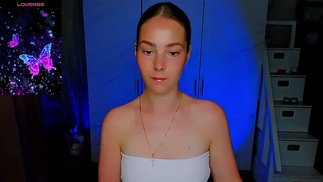 Snapshot of Maddy_Wood_ chatting on July 1, 2026, 9:22 am Maddy Wood online show from July 1, 2026, 9:22 am
