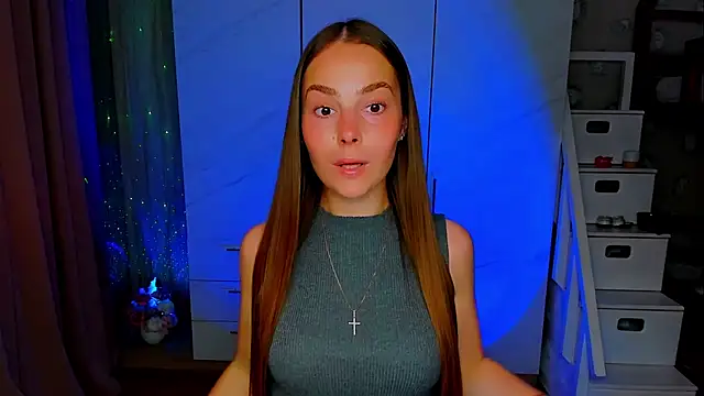 Snapshot of Maddy_Wood_ chatting on July 12, 2026, 4:42 pm Maddy Wood online show from July 12, 2026, 4:42 pm