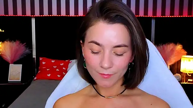 GracefulMichelle online show from April 25, 2026, 7:11 pm