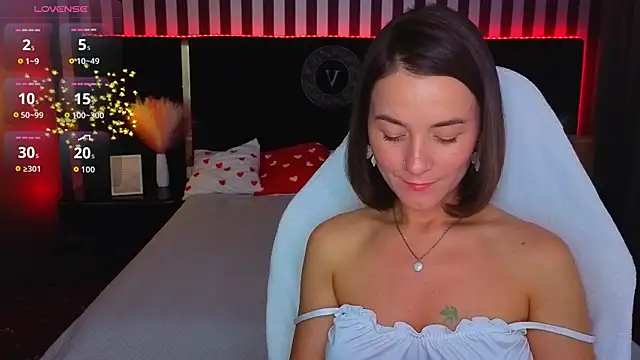 Snapshot of GracefulMichelle chatting on May 16, 2026, 7:23 pm GracefulMichelle online show from May 16, 2026, 7:23 pm