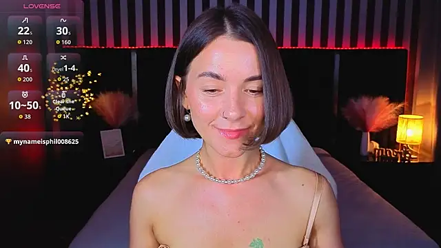 Snapshot of GracefulMichelle chatting on May 26, 2026, 7:21 pm GracefulMichelle online show from May 26, 2026, 7:21 pm
