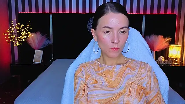 Snapshot of GracefulMichelle chatting on June 3, 2026, 3:28 pm GracefulMichelle online show from June 3, 2026, 3:28 pm