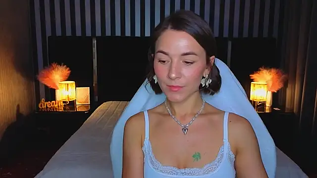 Snapshot of GracefulMichelle chatting on July 8, 2026, 7:29 pm GracefulMichelle online show from July 8, 2026, 7:29 pm