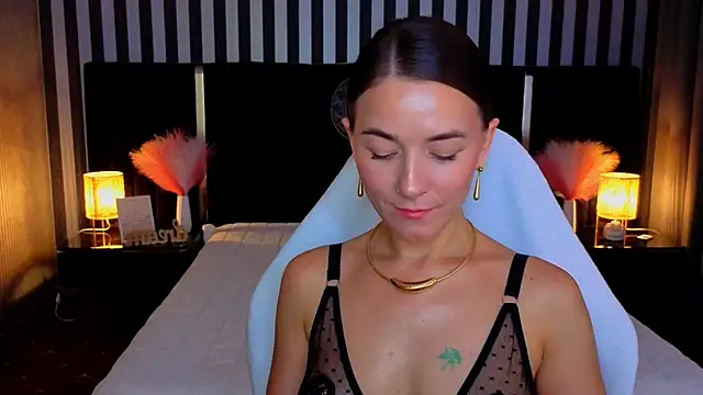 Snapshot of GracefulMichelle chatting on July 18, 2026, 7:17 pm GracefulMichelle online show from July 18, 2026, 7:17 pm