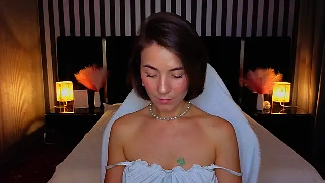 Snapshot of GracefulMichelle chatting on July 20, 2026, 7:49 pm GracefulMichelle online show from July 20, 2026, 7:49 pm