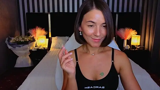 Snapshot of GracefulMichelle chatting on August 5, 2026, 7:49 pm GracefulMichelle online show from August 5, 2026, 7:49 pm
