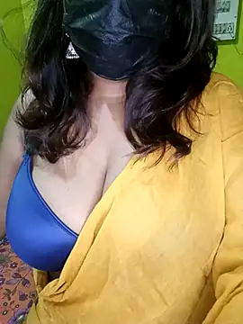 Snapshot of NISHHAA chatting on April 8, 2026, 7:47 pm NISHHAA online show from April 8, 2026, 7:47 pm