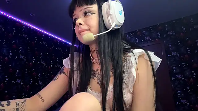 Luna Sohotti online show from February 28, 2026, 3:24 pm