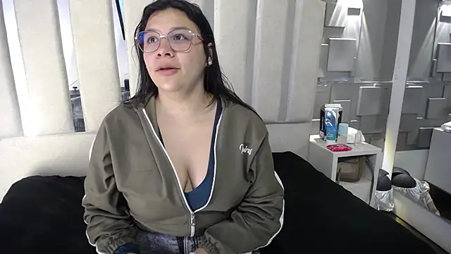 Snapshot of belen_green chatting on June 6, 2026, 11:15 am belen green online show from June 6, 2026, 11:15 am