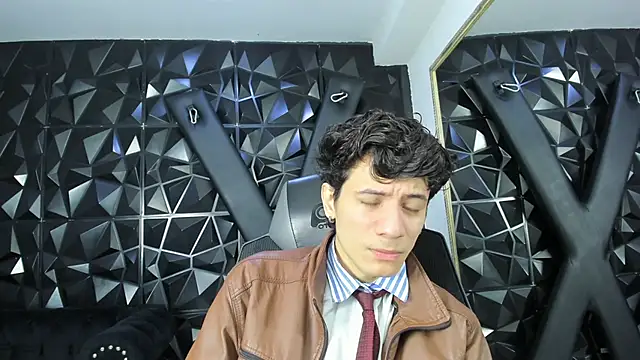Snapshot of Angel_St1 chatting on June 10, 2026, 4:12 am Angel St1 online show from June 10, 2026, 4:12 am