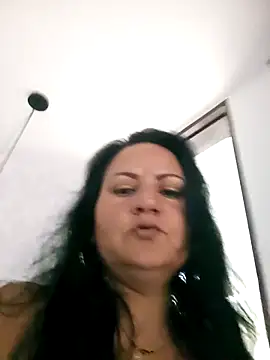 Mishell Perez online show from March 13, 2026, 7:42 pm