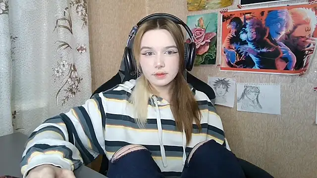MilaTyan online show from April 29, 2026, 3:27 pm