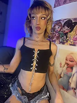 Snapshot of celeste_hell_ chatting on July 10, 2026, 9:01 am celeste hell online show from July 10, 2026, 9:01 am