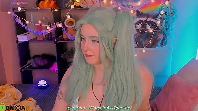 candy yeah online show from April 30, 2026, 8:57 pm