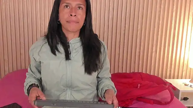 samantha duart3 online show from July 23, 2026, 11:41 am