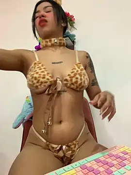 Snapshot of Lily_em chatting on May 29, 2026, 7:12 pm Lily em online show from May 29, 2026, 7:12 pm