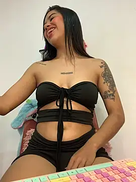 Lily em online show from July 28, 2026, 2:13 pm