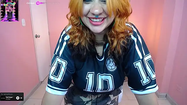 Snapshot of _carlotta_x chatting on June 23, 2026, 1:47 am carlotta x online show from June 23, 2026, 1:47 am