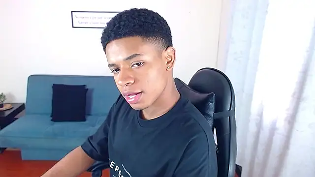 liiam3 online show from March 17, 2026, 9:07 pm