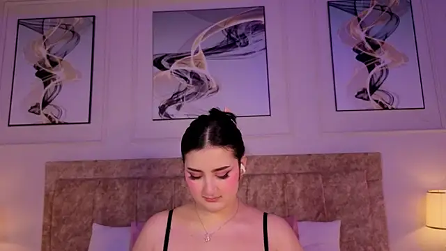 Snapshot of zoe_moon__ chatting on June 9, 2026, 1:12 pm zoe moon online show from June 9, 2026, 1:12 pm
