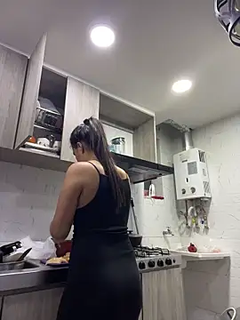I Samanthaa online show from June 20, 2026, 3:53 am