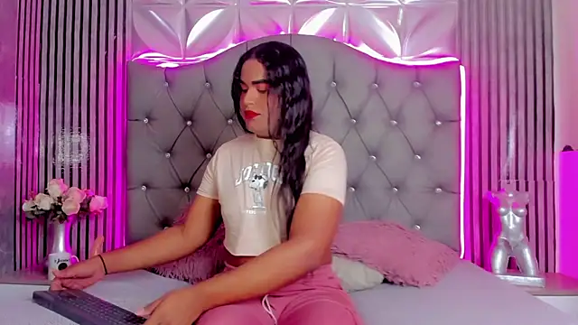 Valentina-Nova- online show from April 26, 2026, 3:37 am