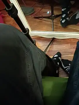 Gym4u2 online show from March 13, 2026, 3:02 am