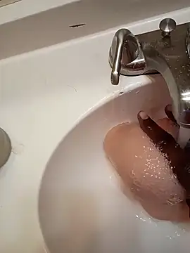 Gym4u2 online show from March 17, 2026, 3:04 pm