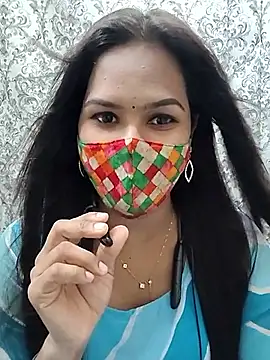 Snapshot of Tamil_Charu_ chatting on May 17, 2026, 9:28 am Tamil Charu online show from May 17, 2026, 9:28 am