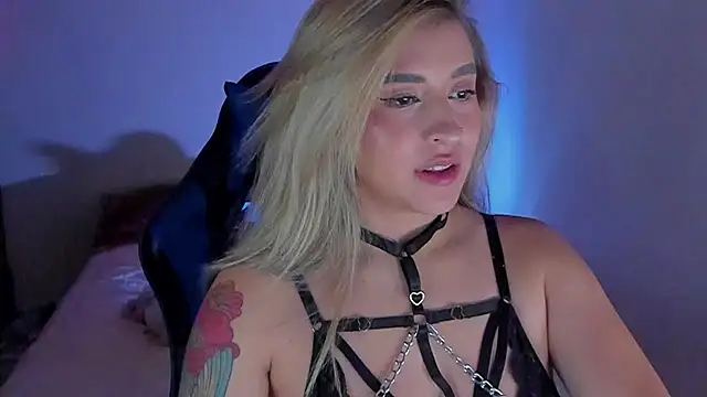 Snapshot of saradiazxxx chatting on April 13, 2026, 8:31 am saradiazxxx online show from April 13, 2026, 8:31 am