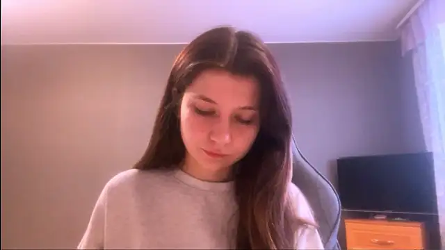 LunnaBliss online show from March 13, 2026, 3:18 pm