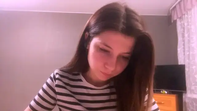 Snapshot of LunnaBliss chatting on March 24, 2026, 5:29 pm LunnaBliss online show from March 24, 2026, 5:29 pm