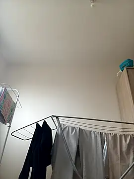 thom7246 online show from February 19, 2026, 11:17 am