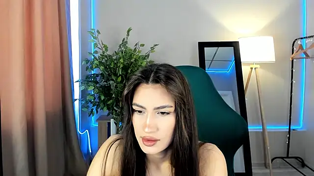 Adele Lanea online show from April 28, 2026, 1:26 am