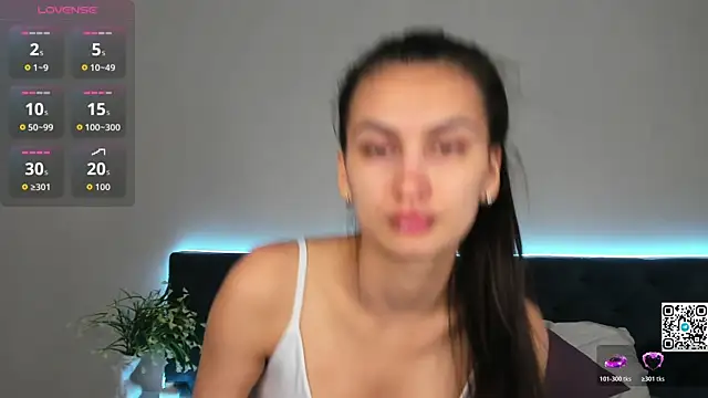 Snapshot of Adele_Lanea chatting on June 17, 2026, 1:08 am Adele Lanea online show from June 17, 2026, 1:08 am