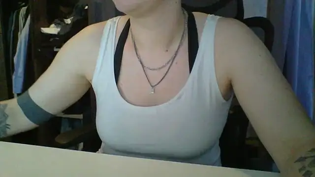 Snapshot of Geileboef28 chatting on April 8, 2026, 5:07 am Geileboef28 online show from April 8, 2026, 5:07 am
