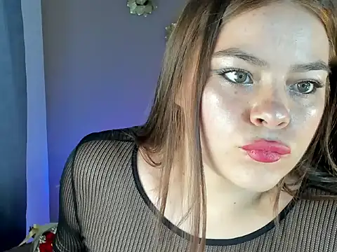 Luna velmont online show from March 10, 2026, 7:19 pm