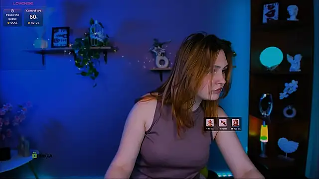 polly-cute online show from April 21, 2026, 6:44 pm